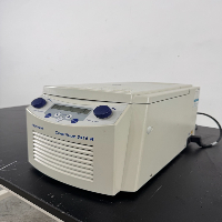 Eppendorf 5415R Refrigerated Centrifuge image 1